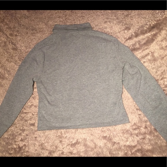 Forever 21 Grey Crop Top - Picture 5 of 5